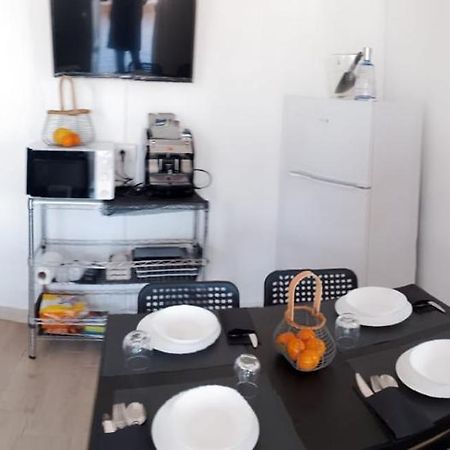 Casa XXI Aprile Appartement Isola delle Femmine Buitenkant foto