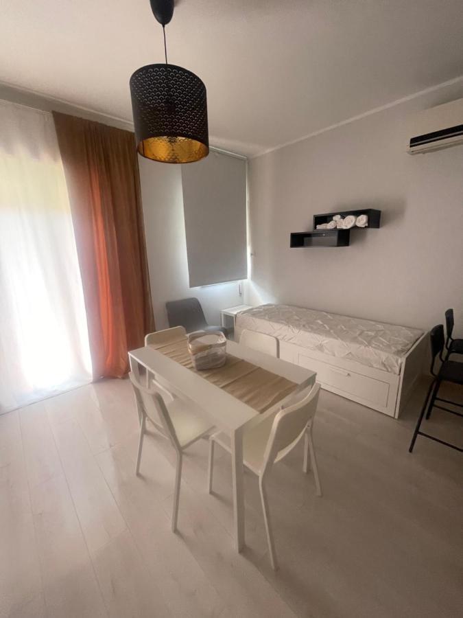 Casa XXI Aprile Appartement Isola delle Femmine Buitenkant foto
